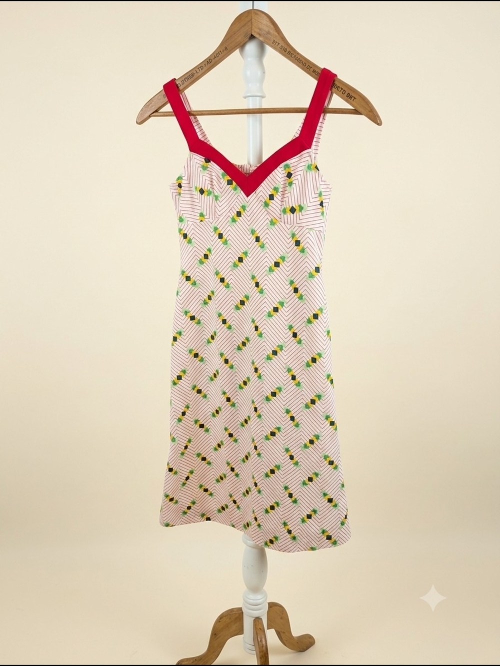 Vintage Pin-up Printed Midi Dress with Sweetheart Bust: Made In Europe